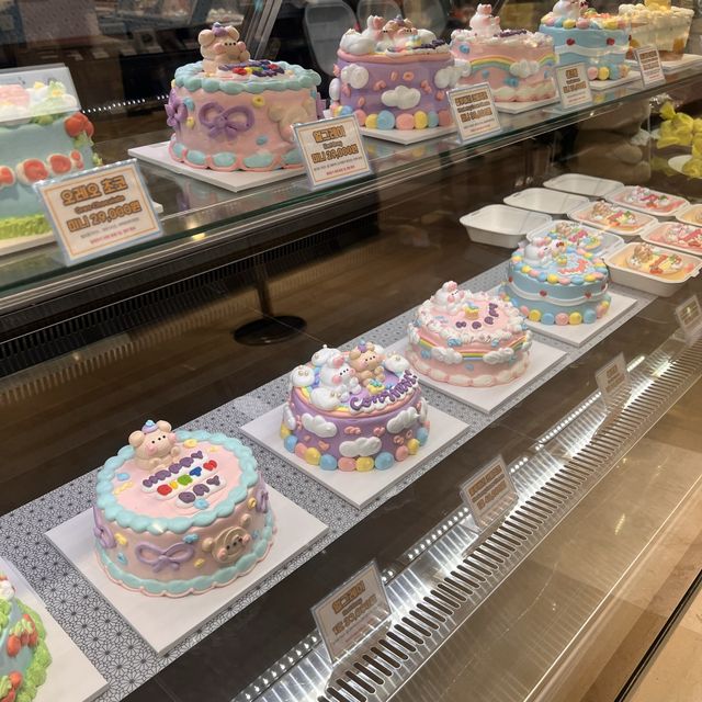 韓国/ソウル【明洞】有名なかわいいカフェがデパ地下に🫶🏻🧸