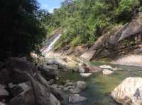 น้ำตก 16 ราง จังหวัดระนอง