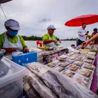 ลุยสุราษฎร์ฯ กับ ตลาดน้ำบ้านดอน 