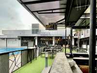 อาหารอร่อยที่ The Pool Bar & Bistro จันทบุรี