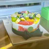 수원 대형 감성카페 디아즈 비주얼 최강 과일생크림케이크 맛집