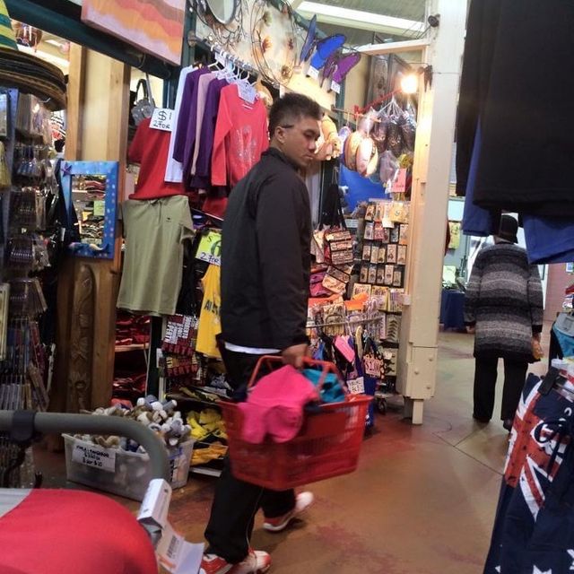 Eshed Markets - Souvenirs shopping