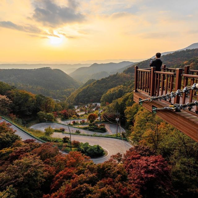 Beautiful Autumn View of Malti Mountain Pass