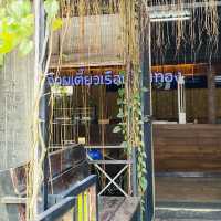 ก๋วยเตี๋ยวเรือเมืองทอง สาขา ราชพฤกษ์ เชียงใหม่ 