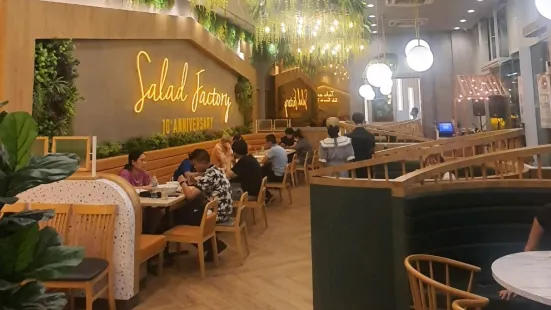 Salad Factory - BEEHIVE Lifestyle Mall