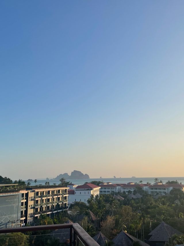 ⛰️미쳐버린 루프탑 수영장 뷰🏊‍♀️