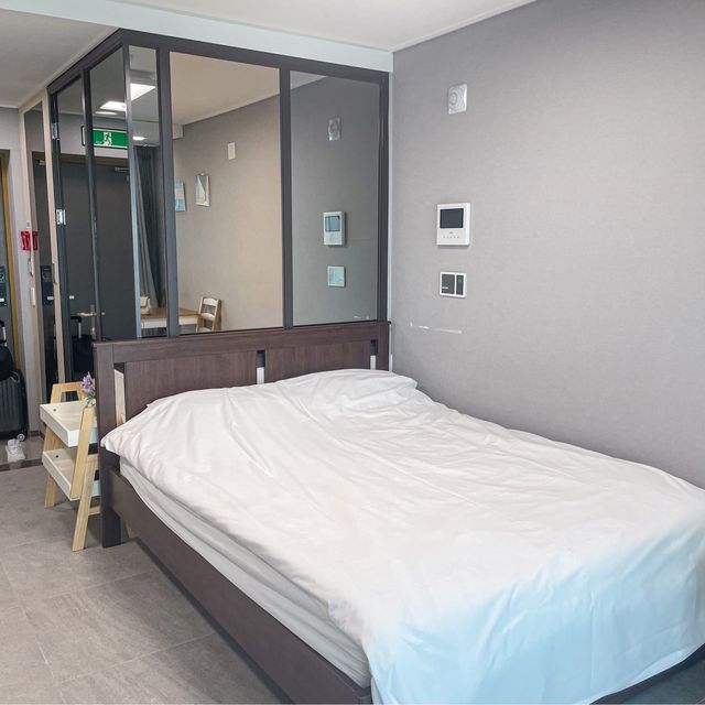 釜山海景住宿推薦｜廣安里沙灘第一排，一晚不到$2000日出日落美景盡收眼底❤️