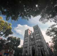 A Stunning Vietnamese Cathedral!