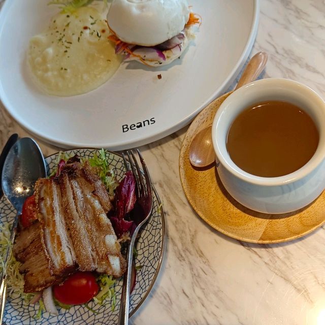 beans 令人身心愉快的中午兩人特餐 ！