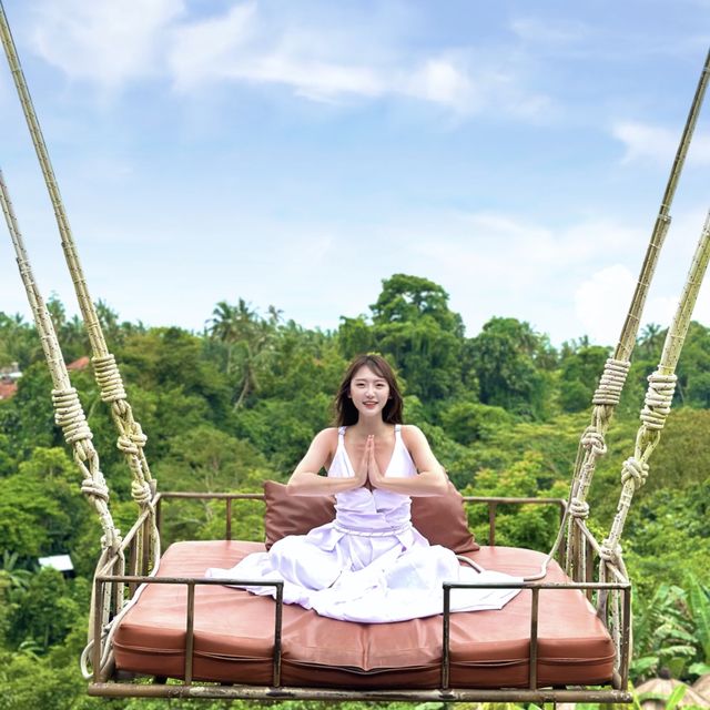 인생샷 남기는 발리스윙
