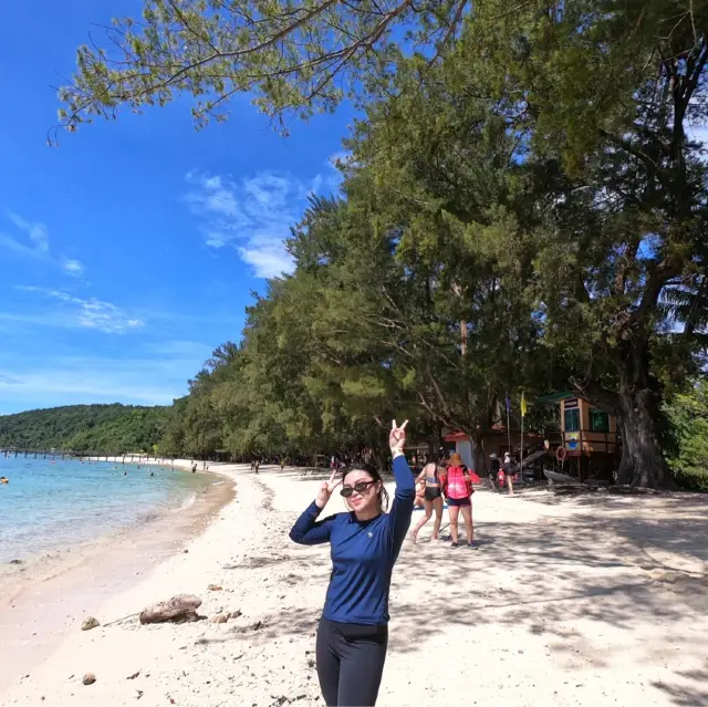 Island hopping in Sabah - Manukan/Mamutik