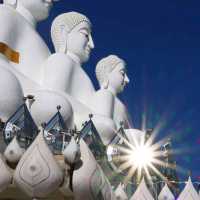 วัดสวยเขาค้อ วัดพระธาตุผาซ่อนแก้ว