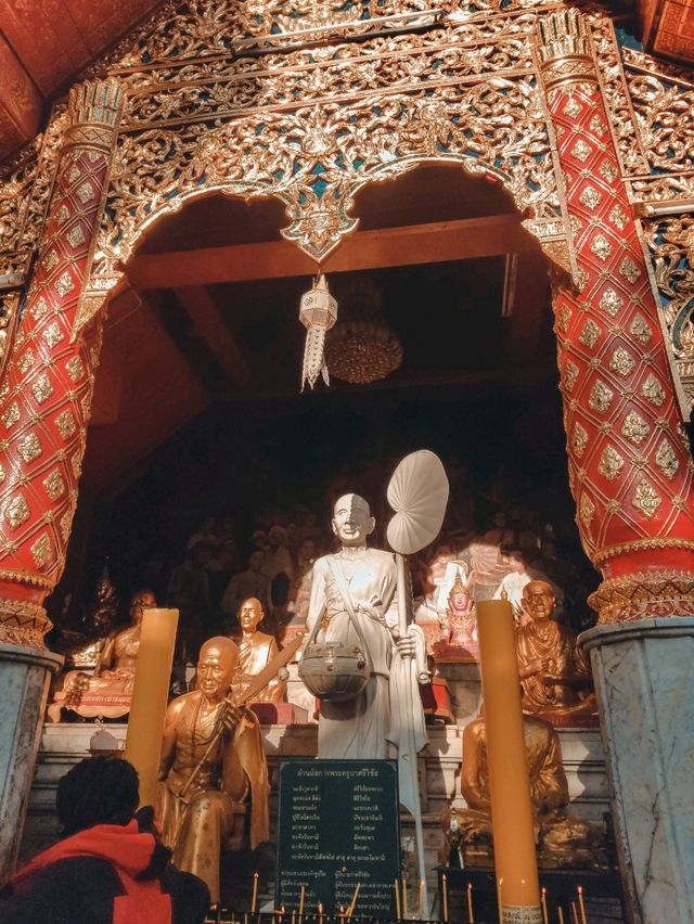 🙏 ไหว้พระเสริมสิริมงคลกันที่วัดพระธาตุดอยสุเทพ 🌄🍀