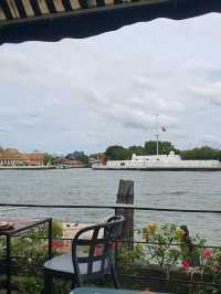 คาเฟ่ริมแม่น้ำเจ้าพระยา • VIVI The Coffee Place •