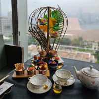 望住維港靚景享受精緻日式tea set🌸