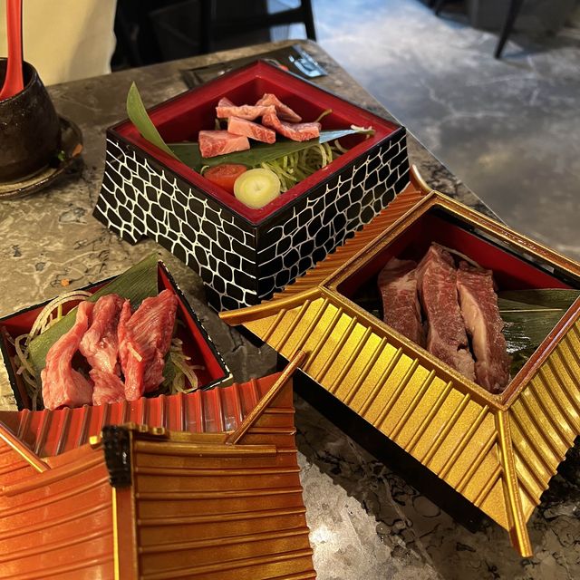 📍香港銅鑼灣｜燒肉の殿堂 · 藏在大阪城裏的和牛盛盒🇯🇵 