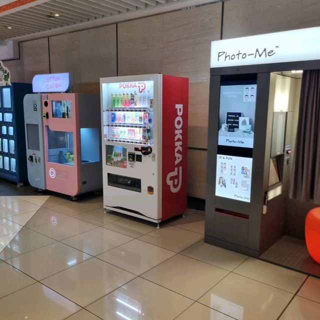 Suntec City Mall - One of the Biggest Mall 