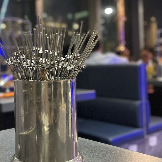 📍香港旺角｜串Grill · 好玩轉轉轉串燒燒烤🔥 好食好玩自助串燒放題