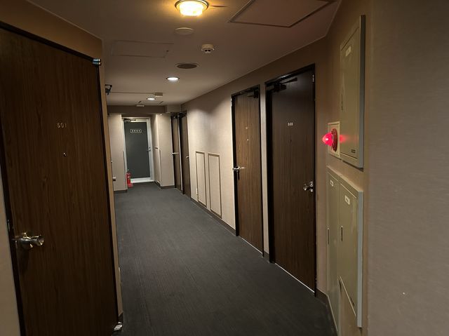東京・大塚。シンプルでコンパクト。1人旅ならこれくらいが心地よい『ホテルサンターガス大塚店』