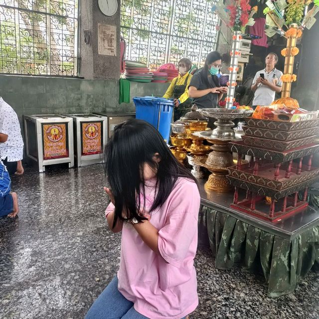 ศาลพระกาฬ เมืองลพบุรี