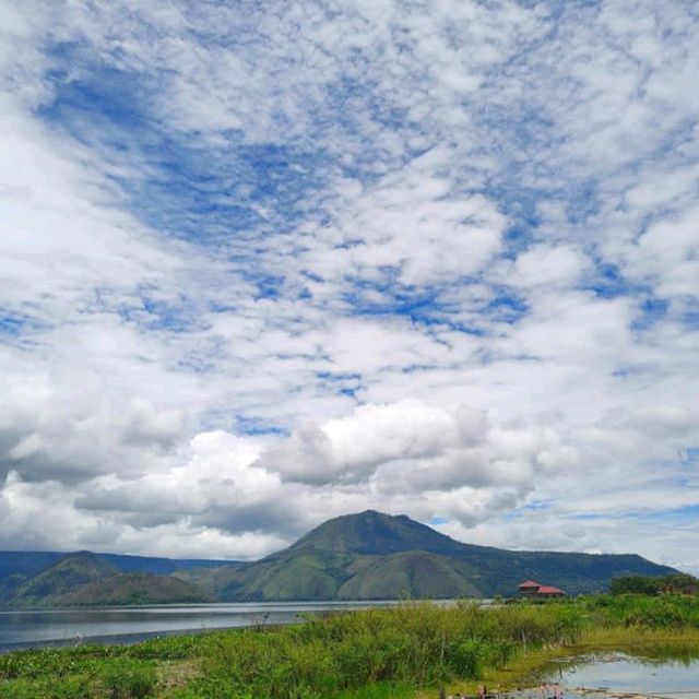 LAKE TOBA