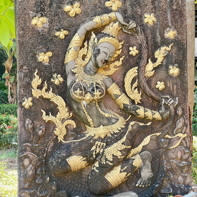 Inpeng Temple: Serenity in Vientiane