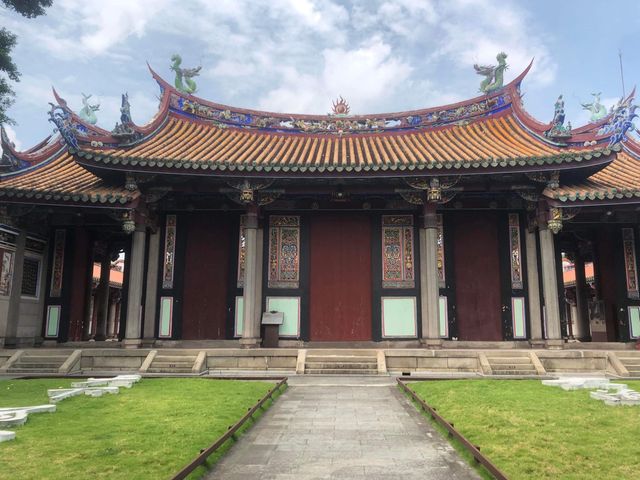 傳統文化的名人，儒家思想的聖人，台北孔廟