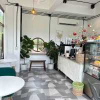 225 cafe homemade