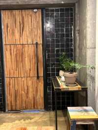 24時間営業の弘大カフェならココ！✨