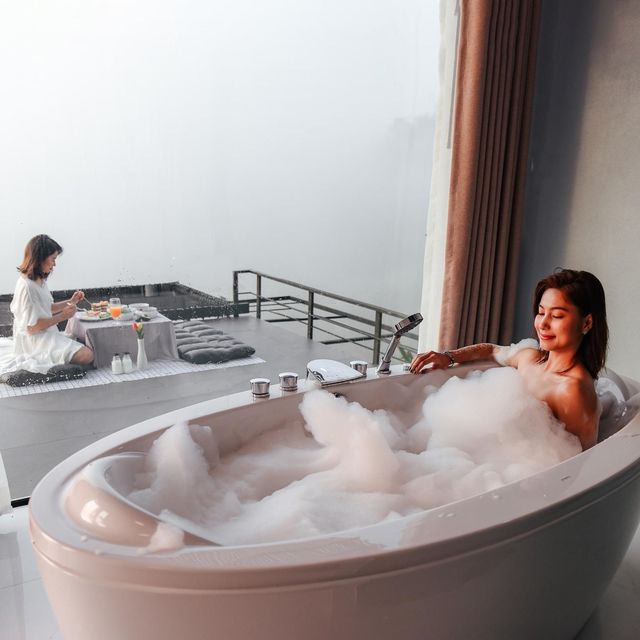 Caligo Resort สุราษฎร์ธานี