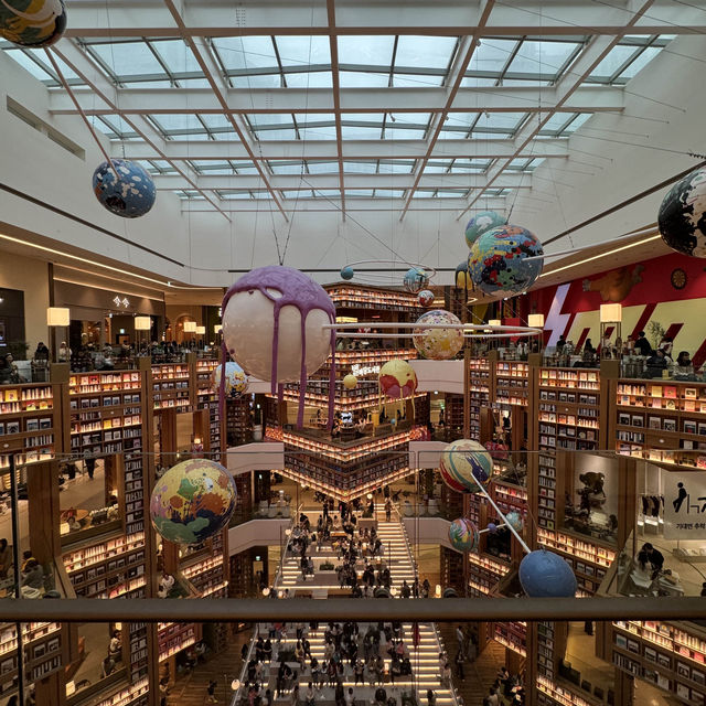 Byeolmadang Library Starfield Suwon