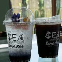 Sea Horadee ซีห์ หรดี คาเฟ่ริมทะเลจันทบุรี