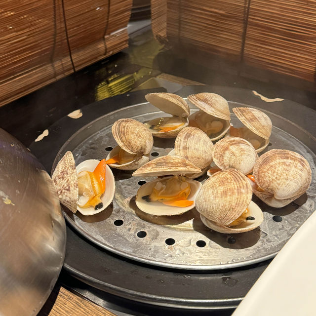 蒸海鮮🦞🩷粥底火鍋🍲美味佳餚