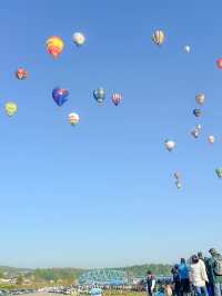 【長野/佐久】県下最大級の熱気球大会🎈一斉に飛ぶ瞬間は感動！