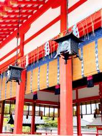 【京都府】朱色が鮮やかな稲荷神社の総本宮！