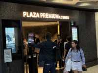 世界を旅する旅人のオアシス：Plaza Premium Lounge 環亞機場貴賓室
