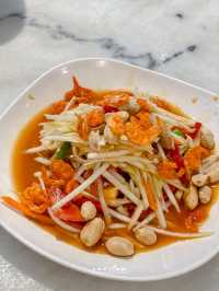 อร่อยแซ่บ ตำเส้นเล็กหมูกรอบเด็ดมาก