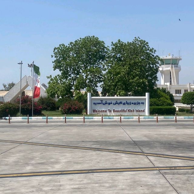 Explore paradise on Kish Island: pristine beaches, vibrant culture