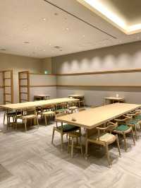 東京　東京観光　成田国際空港のキャセイパシフィックラウンジは最高だぞ！