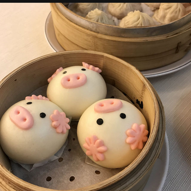 可愛すぎる！子ブタ🐷カスタード饅頭