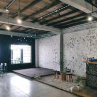 ONE OF THE NEW COFFEE SHOPS IN TOMANG
