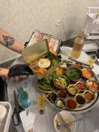 레트로한 감성과 맛까지 겸비한 냉동삼겹살 맛집 ✨