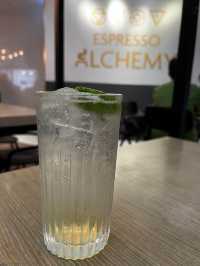 🌧️ 又落雨？呢間商場內嘅cafe啱晒！😋