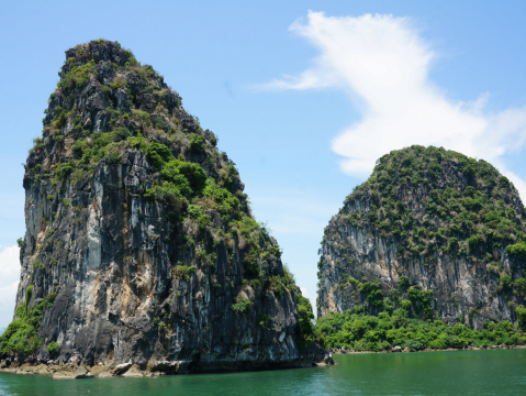 世界遺産】ベトナム：ハロン湾 | Trip.com Tuan Chau