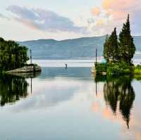 Incredible scenery at Erhai Lake
