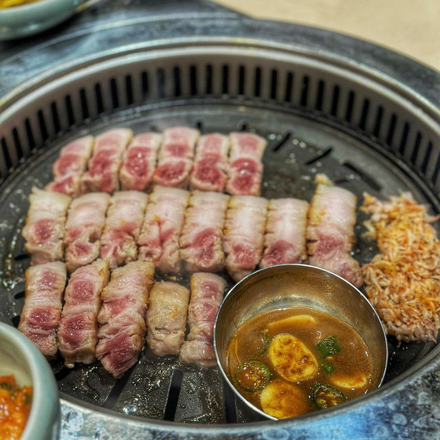 肉マスターがいる⁉️サムギョプサルの有名店