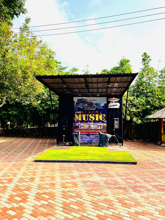 Newly Opened Restaurant With Live Music In Subang🇮🇩✨