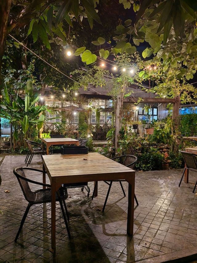 Chabaa Barn E-San Vintage Kitchen Offers Traditional Northeastern Thai Cuisine