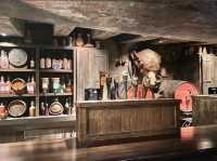 Three Broomsticks ร้านอาหารโซนแฮร์รี่ พอตเตอร์ 