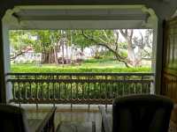 พักผ่อนที่ โรงแรมเซ็นทาราแกนด์ หัวหิน